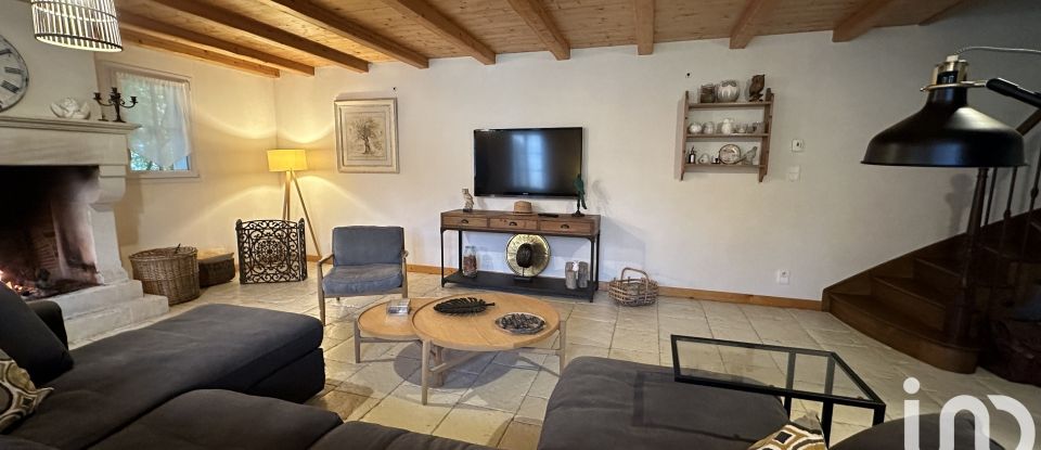 Traditional house 8 rooms of 265 m² in Longeville-sur-Mer (85560)