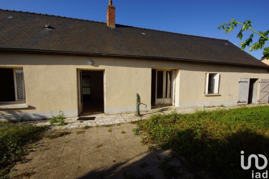 House 3 rooms of 74 m² in Guécélard (72230)