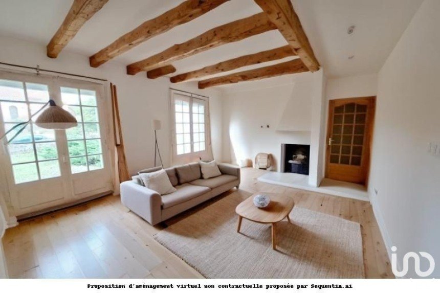 House 6 rooms of 135 m² in Bouguenais (44340)