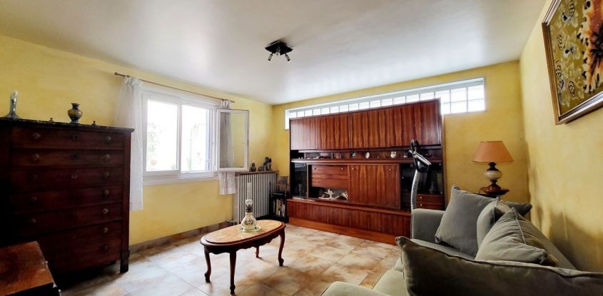 House 6 rooms of 117 m² in Suresnes (92150)