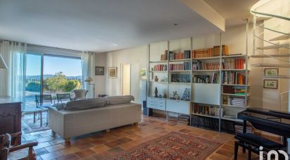 Maison 6 pièces de 195 m² à Rochefort-du-Gard (30650)