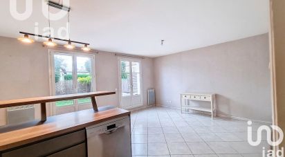 Town house 4 rooms of 84 m² in Bailly-Romainvilliers (77700)