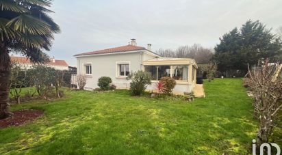 House 8 rooms of 148 m² in Apremont (85220)