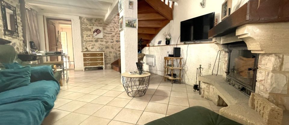House 7 rooms of 148 m² in Saint-Ambroix (30500)