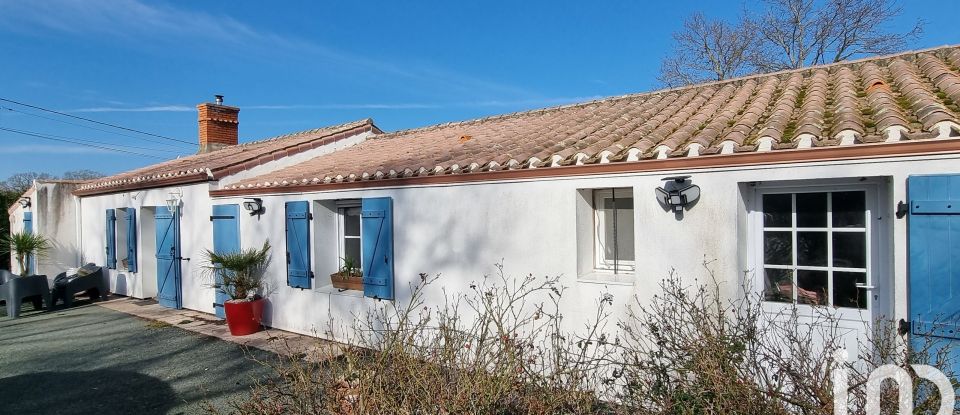 House 6 rooms of 185 m² in Sallertaine (85300)