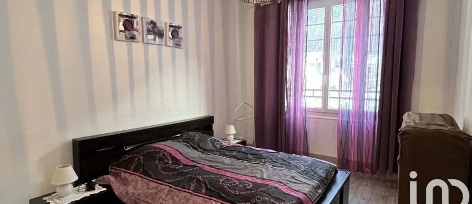 Apartment 3 rooms of 45 m² in Mont-Dore (63240)