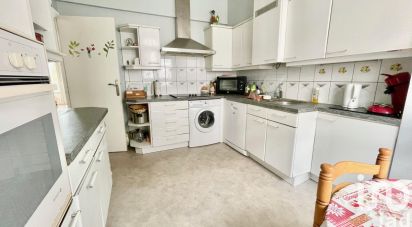Apartment 4 rooms of 93 m² in Marmande (47200)