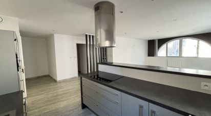 Apartment 3 rooms of 70 m² in Aubenas (07200)