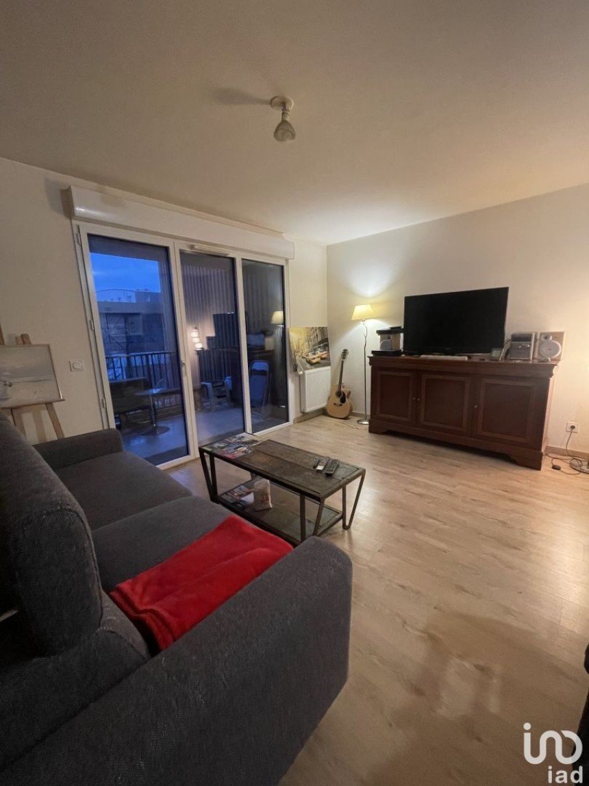 Appartement 3 pièces de 69 m² à Bordeaux (33300)