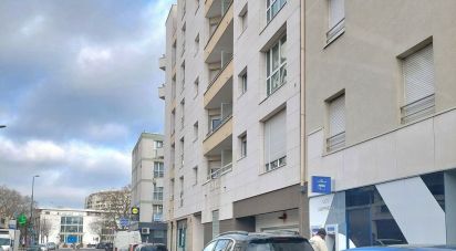 Parking/garage/box de 12 m² à Villeneuve-la-Garenne (92390)