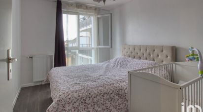 Apartment 3 rooms of 54 m² in Pierrelaye (95480)