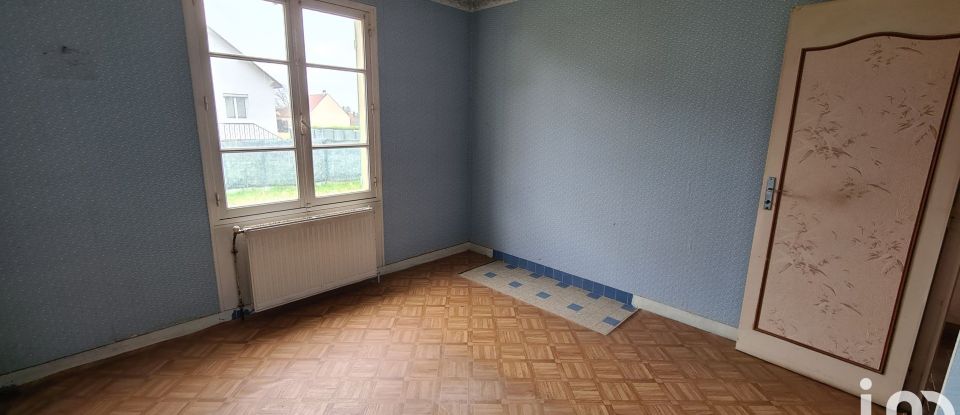 House 4 rooms of 90 m² in Saint-Maurice-Montcouronne (91530)