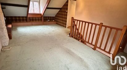 Traditional house 7 rooms of 140 m² in Bazoches-sur-le-Betz (45210)