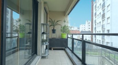 Appartement 3 pièces de 72 m² à Les Lilas (93260)