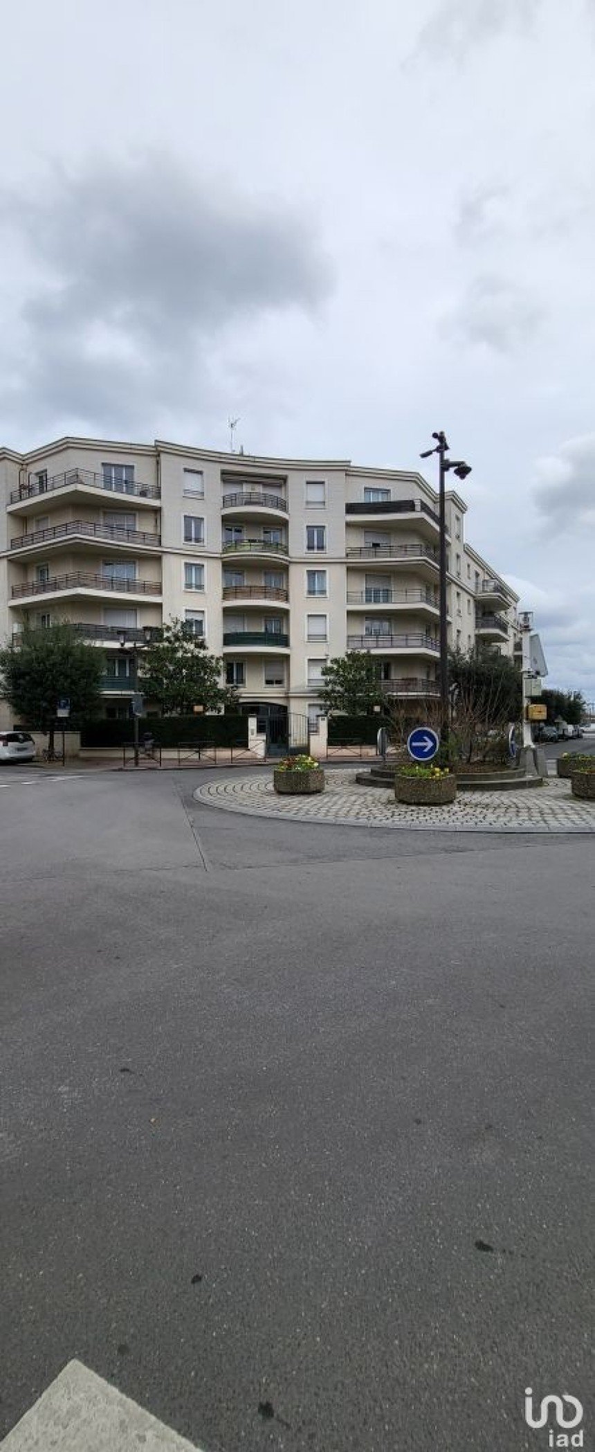 Apartment 4 rooms of 79 m² in Le Bourget (93350)