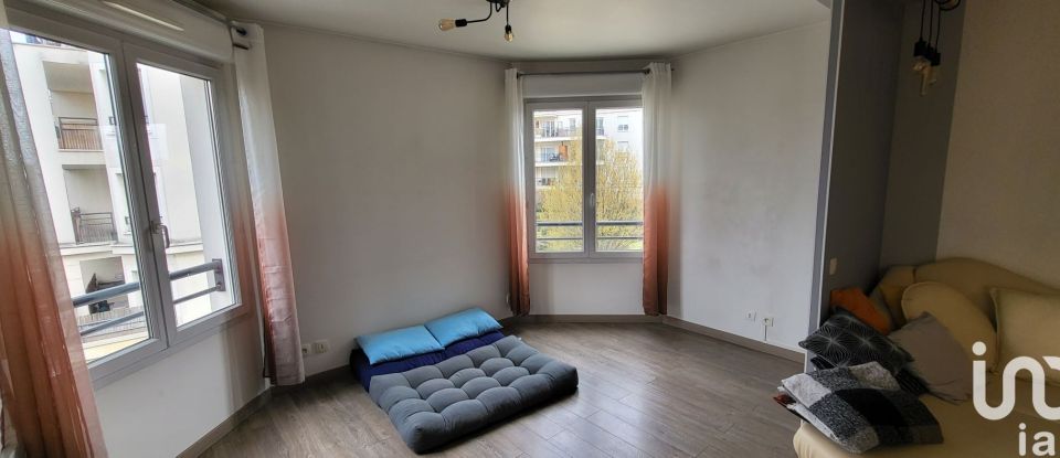 Appartement 4 pièces de 79 m² à Le Bourget (93350)