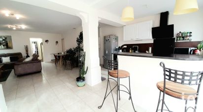 House 4 rooms of 96 m² in Cabannes (13440)
