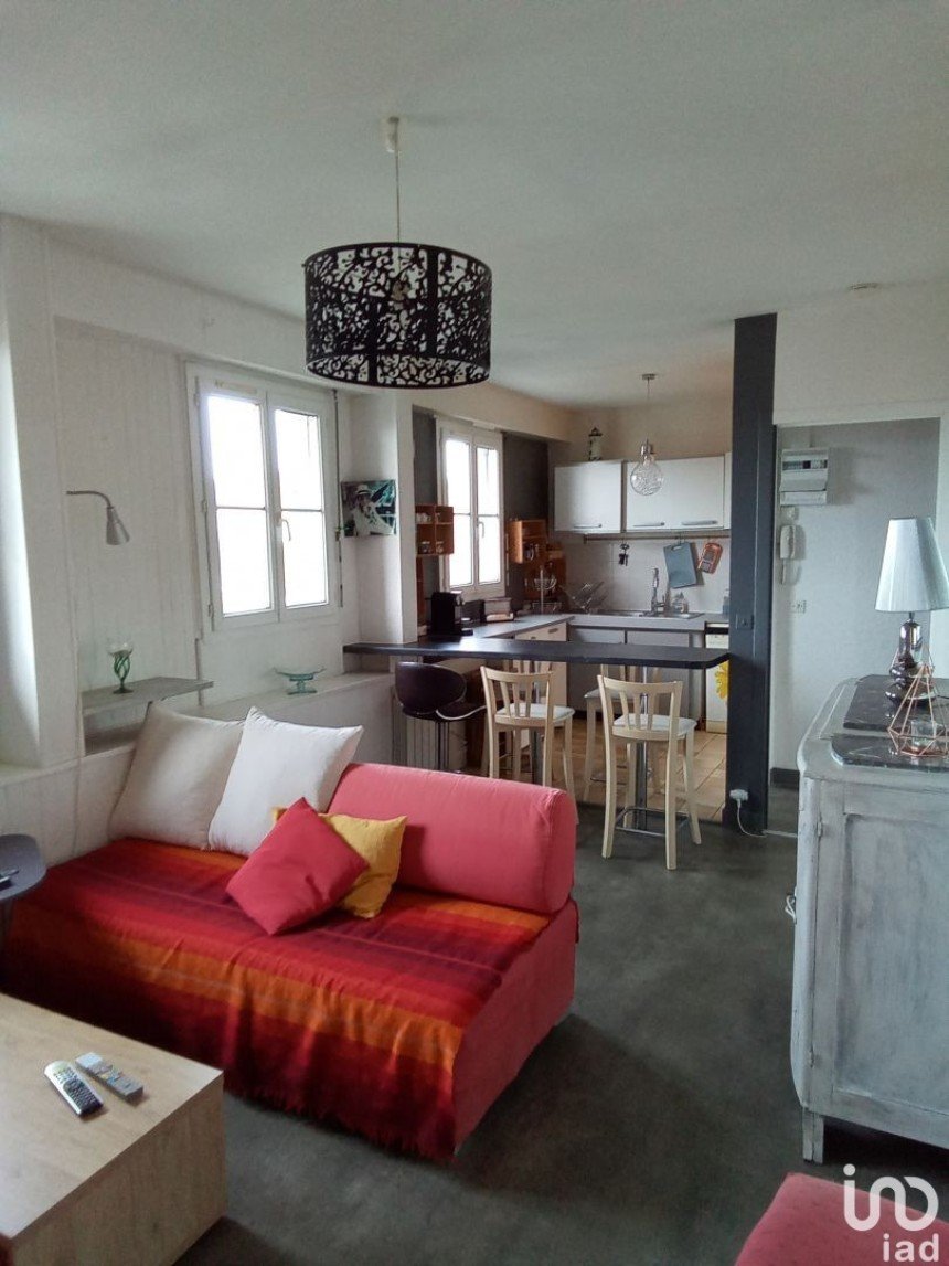 Apartment 3 rooms of 47 m² in Saint-Malo (35400)