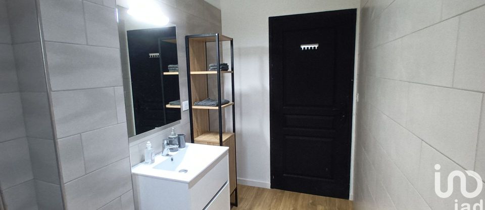 Apartment 3 rooms of 63 m² in Santa-Maria-Poggio (20221)