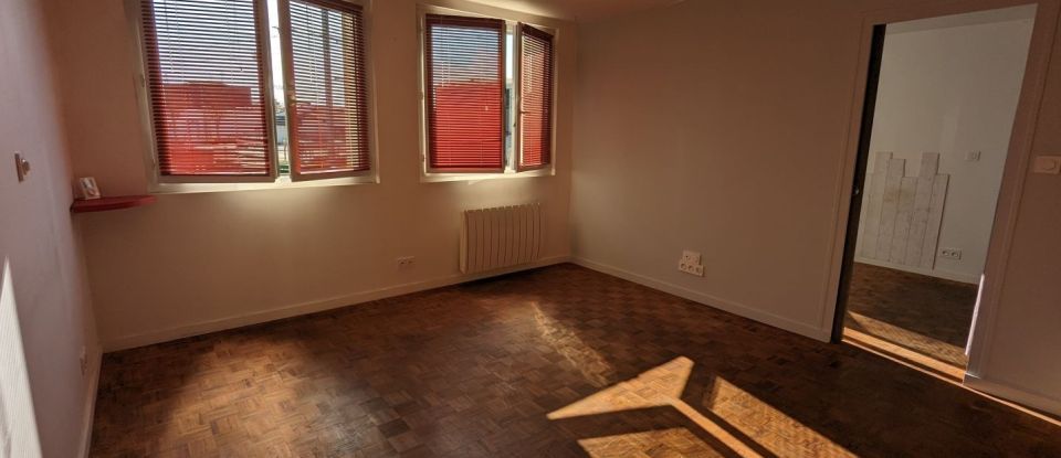 Apartment 3 rooms of 56 m² in Bègles (33130)