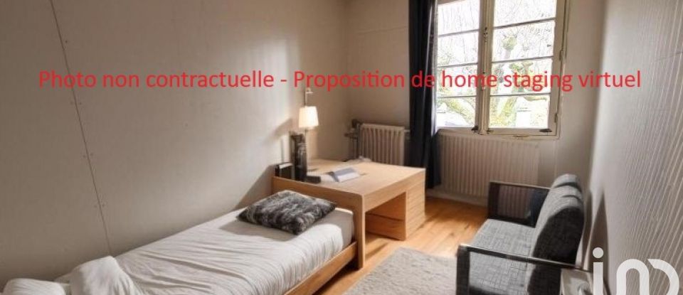 House 7 rooms of 134 m² in Jouy-en-Josas (78350)