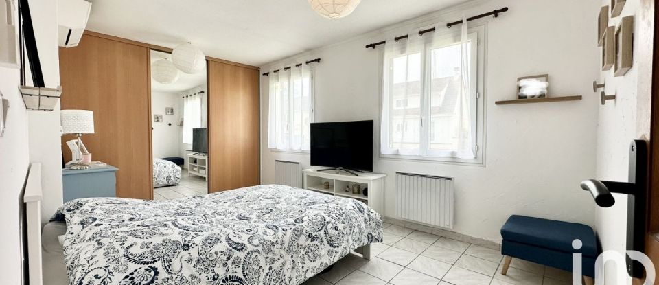 Maison 7 pièces de 148 m² à Saint-Yon (91650)
