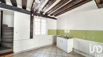 Duplex 3 rooms of 92 m² in Gisors (27140)