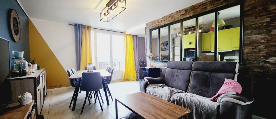 Appartement 4 pièces de 75 m² à Laigneville (60290)