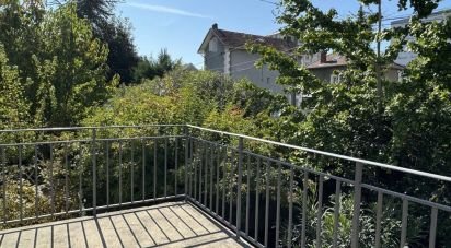 House 7 rooms of 165 m² in Grenoble (38100)