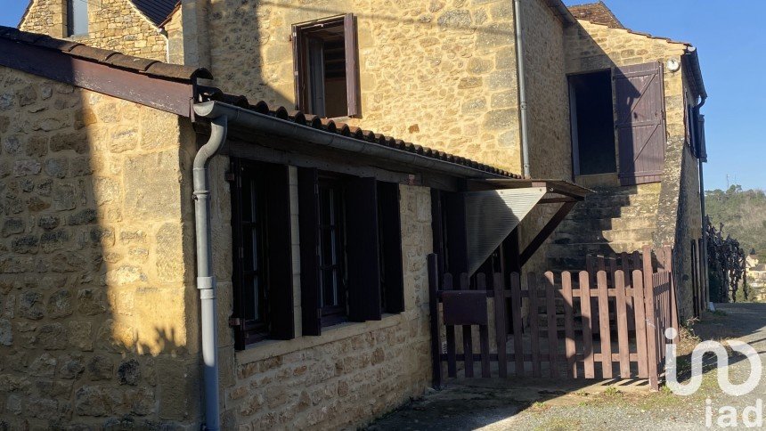 Country house 3 rooms of 60 m² in Carsac-Aillac (24200)
