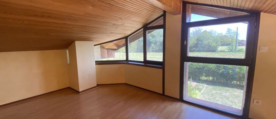 House 6 rooms of 160 m² in Montberon (31140)
