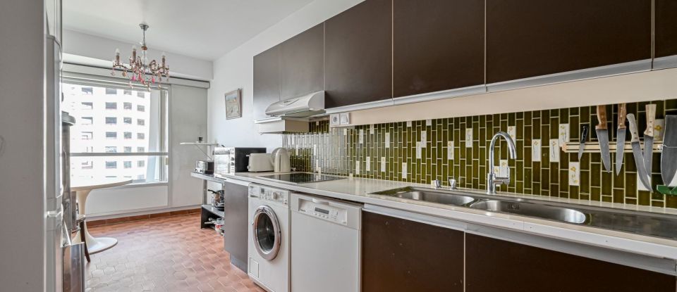 Apartment 3 rooms of 95 m² in Paris (75015)