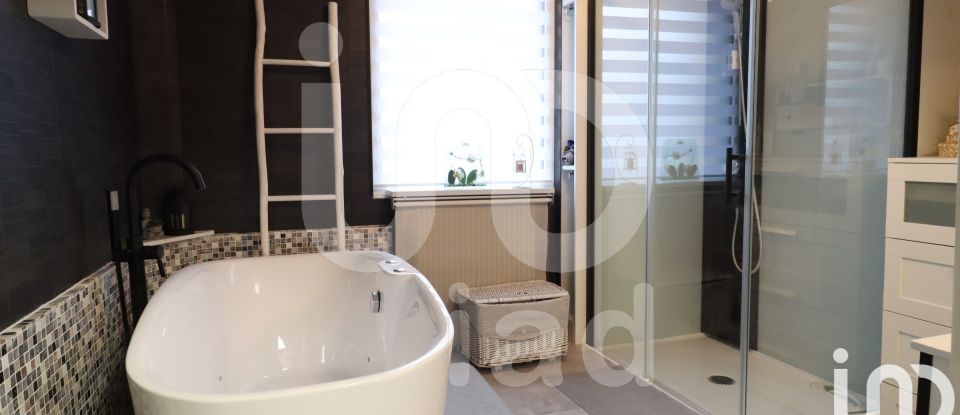 Town house 5 rooms of 102 m² in Évin-Malmaison (62141)