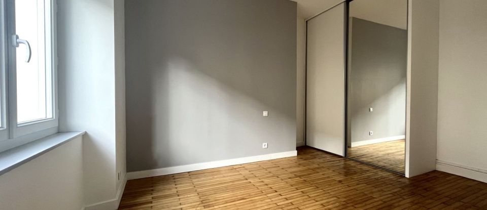Apartment 2 rooms of 53 m² in Nantes (44000)