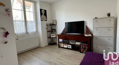 Apartment 3 rooms of 65 m² in Troyes (10000)
