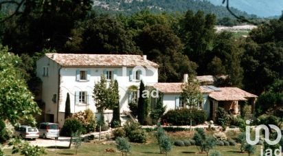 House 5 rooms of 150 m² in Sivergues (84400)