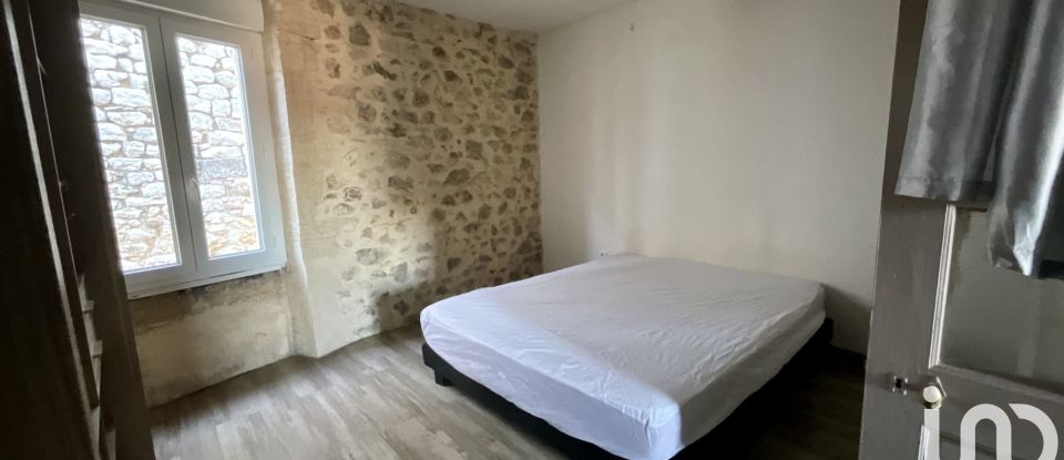 Village house 5 rooms of 108 m² in Estézargues (30390)