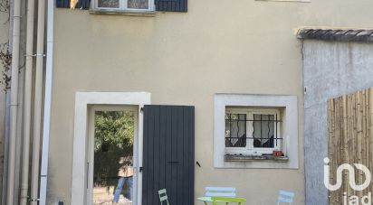 Maison 4 pièces de 95 m² à Entraigues-sur-la-Sorgue (84320)