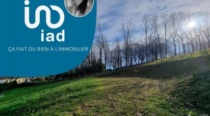Land of 2,472 m² in Lahourcade (64150)