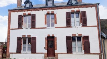 House 8 rooms of 175 m² in Chaumont-sur-Tharonne (41600)