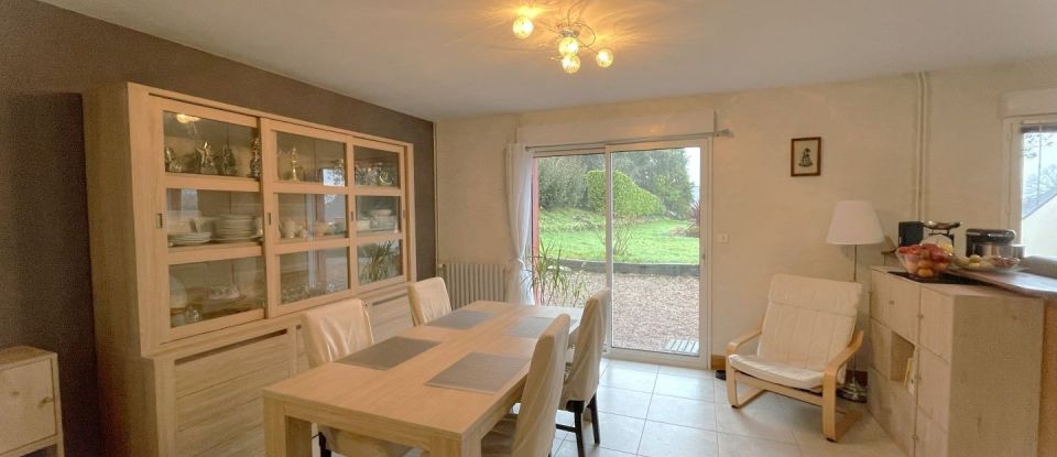 House 4 rooms of 85 m² in Lannion (22300)