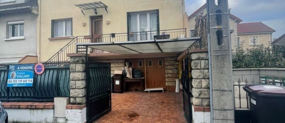 House 7 rooms of 120 m² in Morangis (91420)