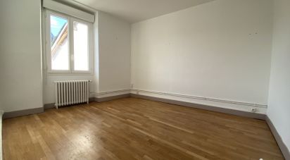 Appartement 4 pièces de 86 m² à Guéret (23000)
