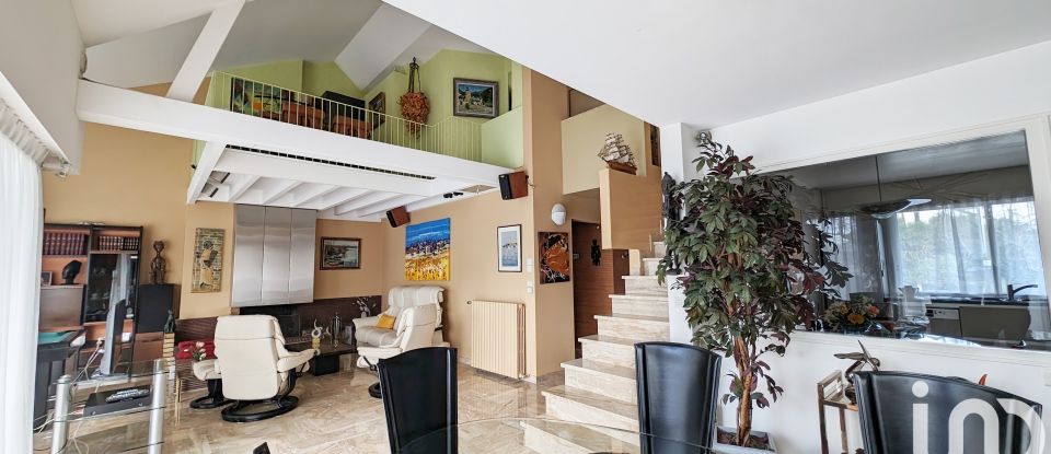 Maison d’architecte 7 pièces de 140 m² à Savigny-sur-Orge (91600)