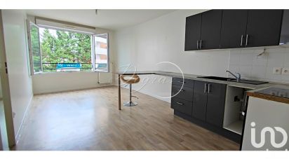 Apartment 2 rooms of 39 m² in Éragny (95610)