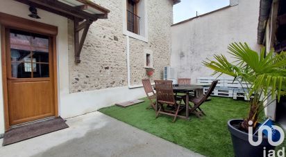 House 6 rooms of 190 m² in Breuilpont (27640)