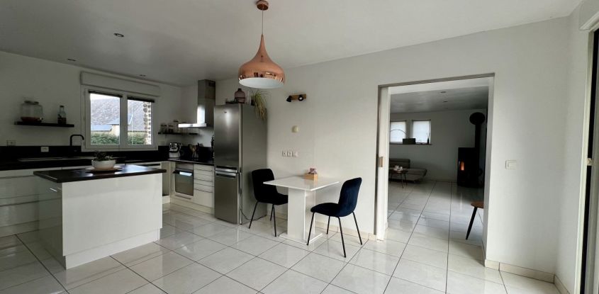Maison 6 pièces de 134 m² à Villiers-Fossard (50680)