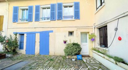 Triplex 4 rooms of 65 m² in Le Thillay (95500)