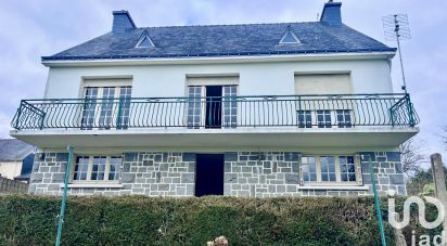 Traditional house 5 rooms of 93 m² in Saint-Caradec (22600)