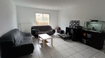 House 5 rooms of 115 m² in Saint-Léger-de-Montbrun (79100)